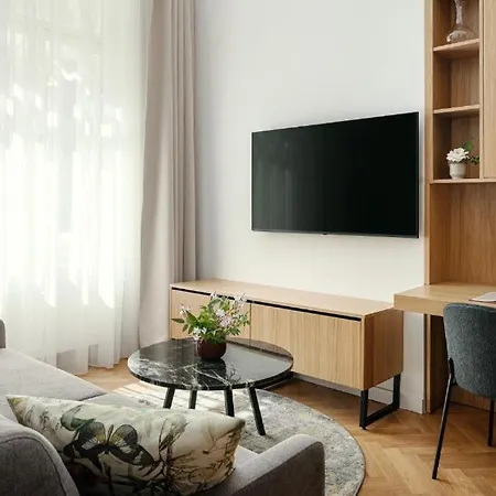 Six Residences Praga