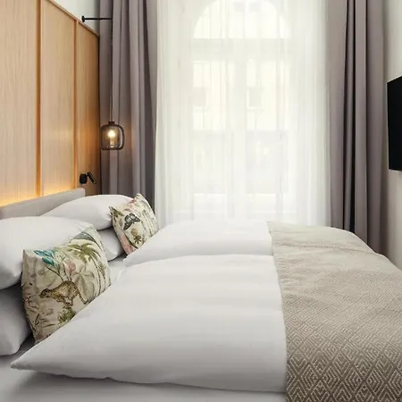 Aparthotel Six Residences