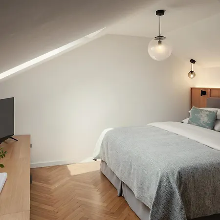 Aparthotel Six Residences