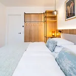 Six Residences Praga
