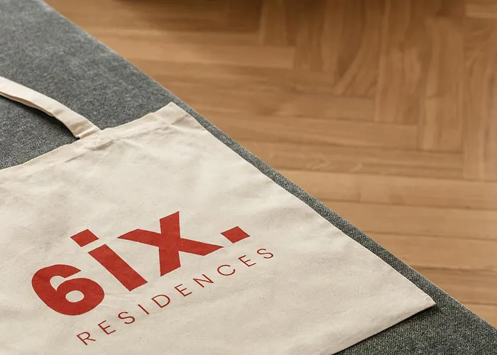 アパートホテル Six Residences